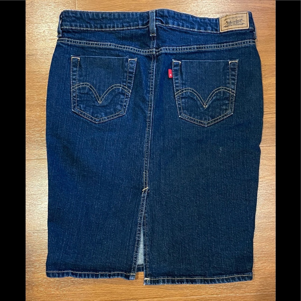 Levi’s Denim Skirt 10